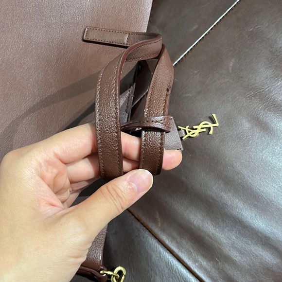 Authentic Saint Laurent toy shopper - Picture 4 of 11